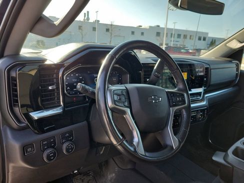 Used 2022 Chevrolet Silverado 1500 RST AWD/4WD image 21