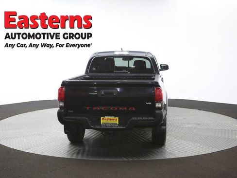 Used 2019 Toyota Tacoma TRD Sport w/ TRD Premium Sport Package image 39