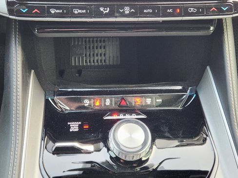 New 2026 Jeep Grand Wagoneer 4x4 image 14