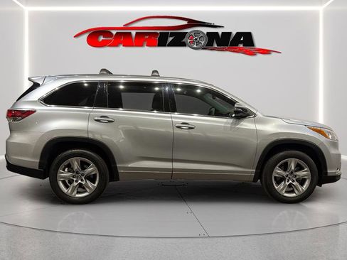 Used 2016 Toyota Highlander Limited image 12