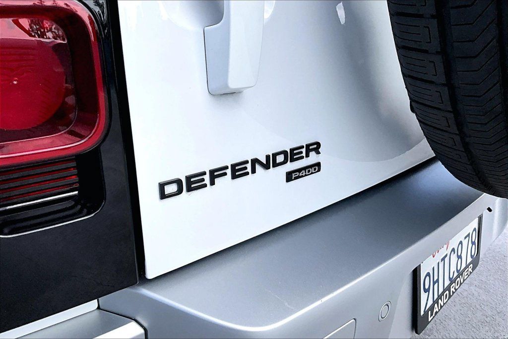 Used 2023 Land Rover Defender 110 SE AWD/4WD image 22