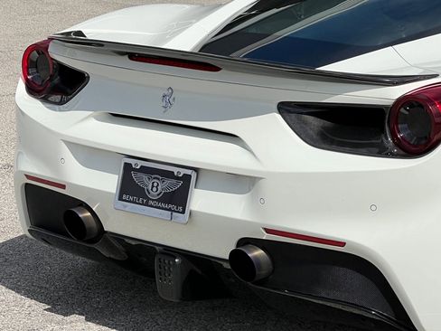 Used 2017 Ferrari 488 GTB image 10