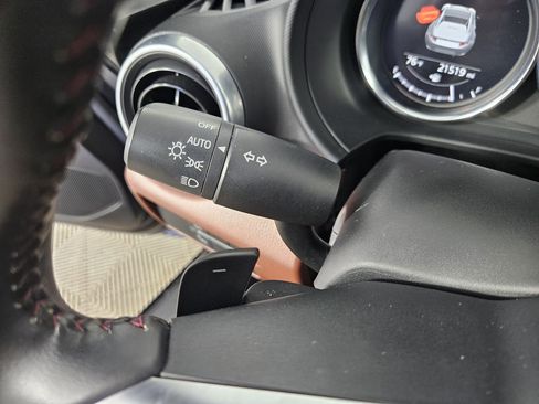 Used 2018 MAZDA MX-5 Miata RF Grand Touring RWD image 27