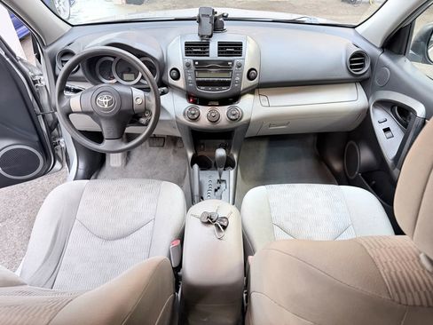 Used 2011 Toyota RAV4 4WD w/ Base L4 Extra Value Pkg image 16