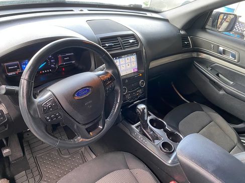 Used 2019 Ford Explorer XLT w/ Equipment Group 201A FWD image 31