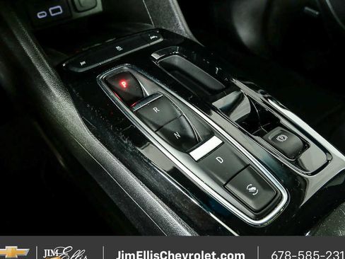 Used 2023 Chevrolet Bolt LT w/ Infotainment Package FWD image 17