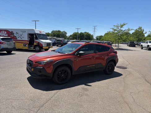 Used 2024 Subaru Crosstrek 2.5i Wilderness w/ Wilderness Package AWD/4WD image 2