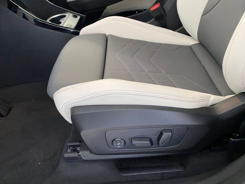 New 2026 BMW X1 xDrive28i w/ Technology Package image 13