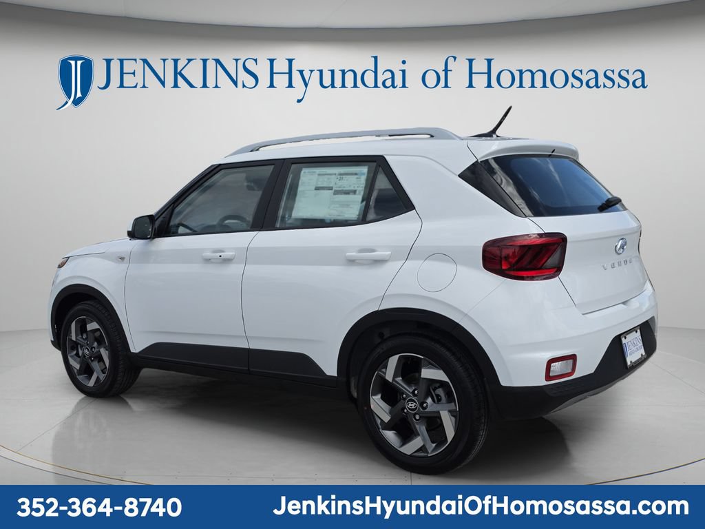 New 2026 Hyundai Venue SEL FWD image 7