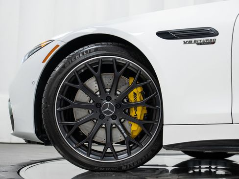 Certified 2022 Mercedes-Benz SL 63 AMG 4MATIC image 33