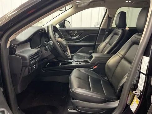 Used 2023 Lincoln Corsair AWD image 10