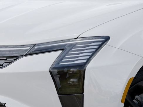 New 2027 Chrysler Pacifica Limited AWD/4WD image 6