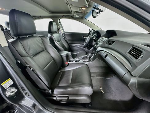 Used 2013 Acura ILX w/ Premium Package FWD image 30