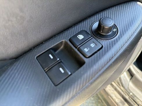 Used 2025 MAZDA MX-5 Miata RF Grand Touring RWD image 11