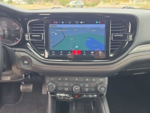 Used 2025 Dodge Durango GT AWD/4WD image 21
