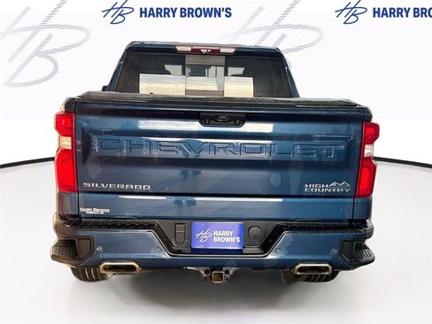 Used 2022 Chevrolet Silverado 1500 High Country w/ High Country Premium Package AWD/4WD image 9