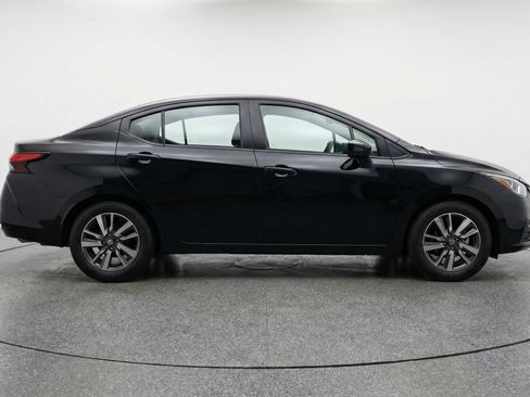 Used 2025 Nissan Versa SV FWD image 11