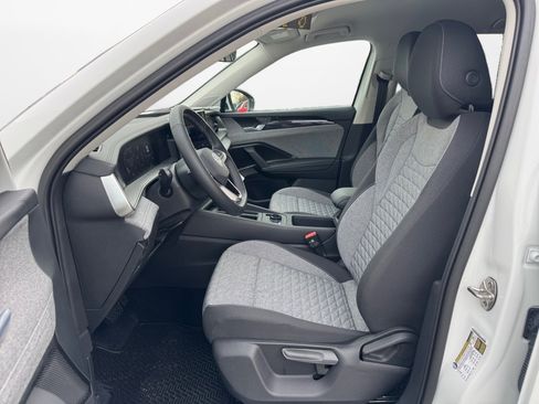 New 2026 Volkswagen Tiguan S FWD image 9