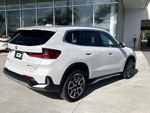 New 2026 BMW X1 xDrive28i w/ Convenience Package AWD/4WD image 3