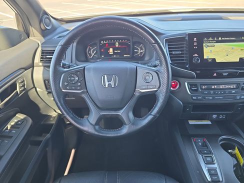 Certified 2023 Honda Passport TrailSport image 10