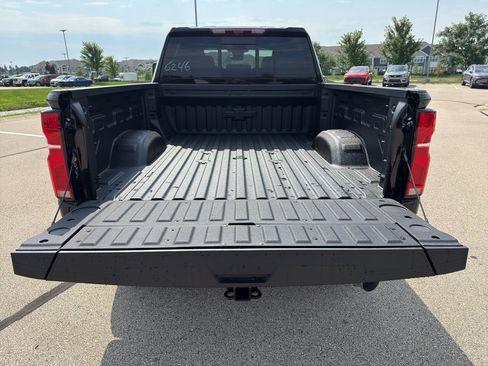 New 2026 Chevrolet Silverado 2500 High Country w/ High Country Premium Package AWD/4WD image 14