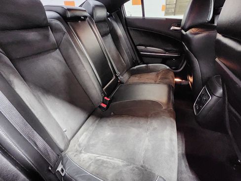 Used 2016 Dodge Charger R/T image 21
