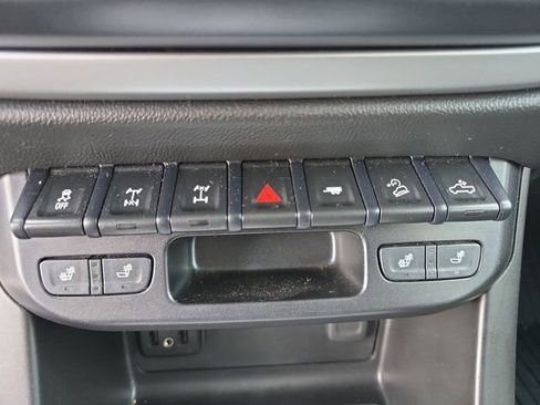 Used 2019 Chevrolet Colorado ZR2 w/ Colorado ZR2 Bison Edition image 29