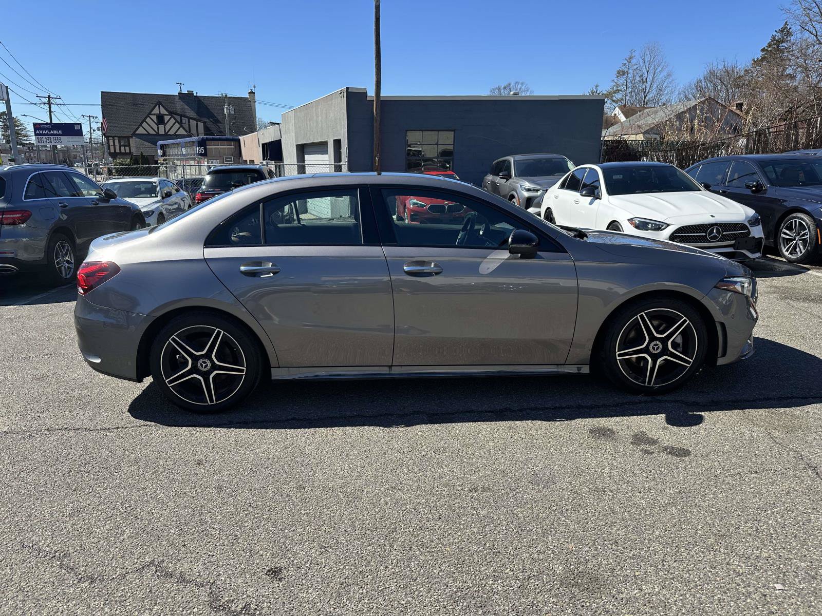 Used 2022 Mercedes-Benz A 220 4MATIC image 2