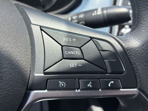 Used 2025 Nissan Versa SV FWD image 25