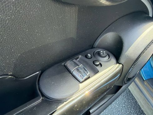 Used 2023 MINI Cooper S image 23