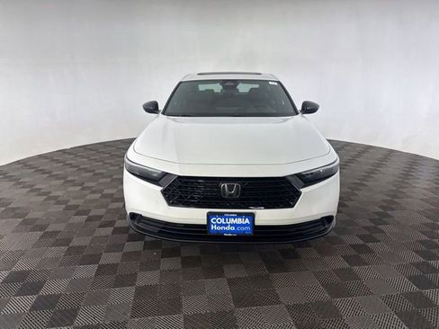 Used 2025 Honda Accord Sport image 4