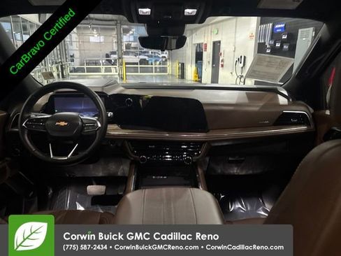 Certified 2025 Chevrolet Tahoe High Country AWD/4WD image 32