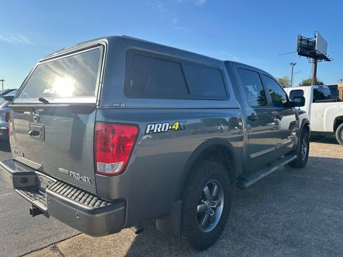 Used 2014 Nissan Titan PRO-4X AWD/4WD image 4