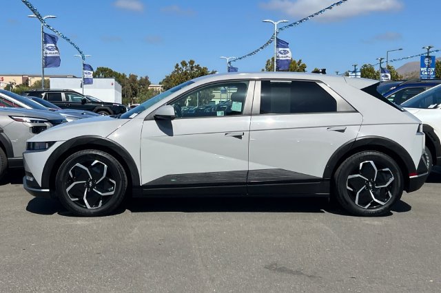 Used 2024 Hyundai Ioniq 5 SEL RWD image 7