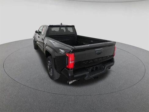 New 2025 Toyota Tacoma TRD Sport image 6