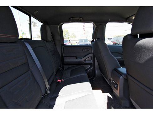 New 2026 Nissan Frontier PRO-4X w/ Pro-4x Convenience Package image 9