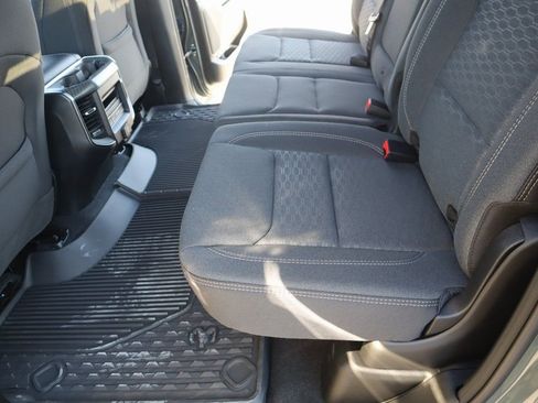 New 2026 RAM 1500 4x4 Crew Cab image 13