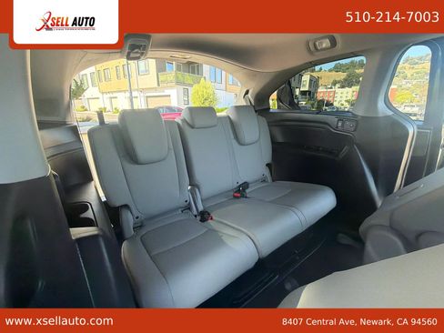 Used 2018 Honda Odyssey Elite image 7