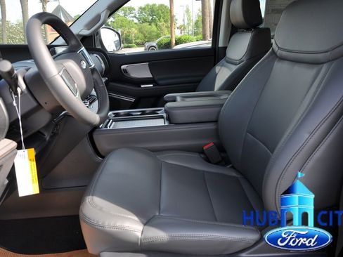 New 2026 Ford Expedition Active RWD image 10