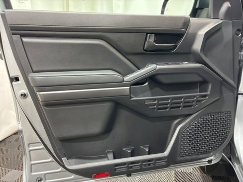 Used 2026 Toyota Tacoma SR5 AWD/4WD image 22