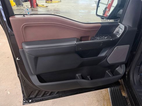 Used 2023 Ford F150 Lariat w/ Equipment Group 502A High image 25