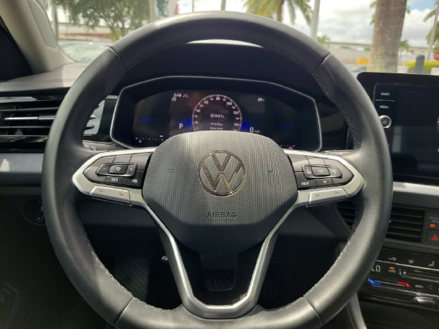 Used 2026 Volkswagen Jetta SE FWD image 14