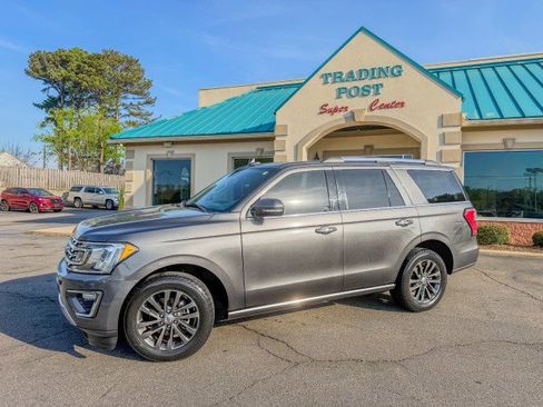 Used 2020 Ford Expedition Limited image 3