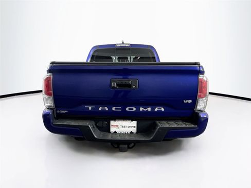Used 2023 Toyota Tacoma TRD Sport w/ Advanced Technology Package image 7