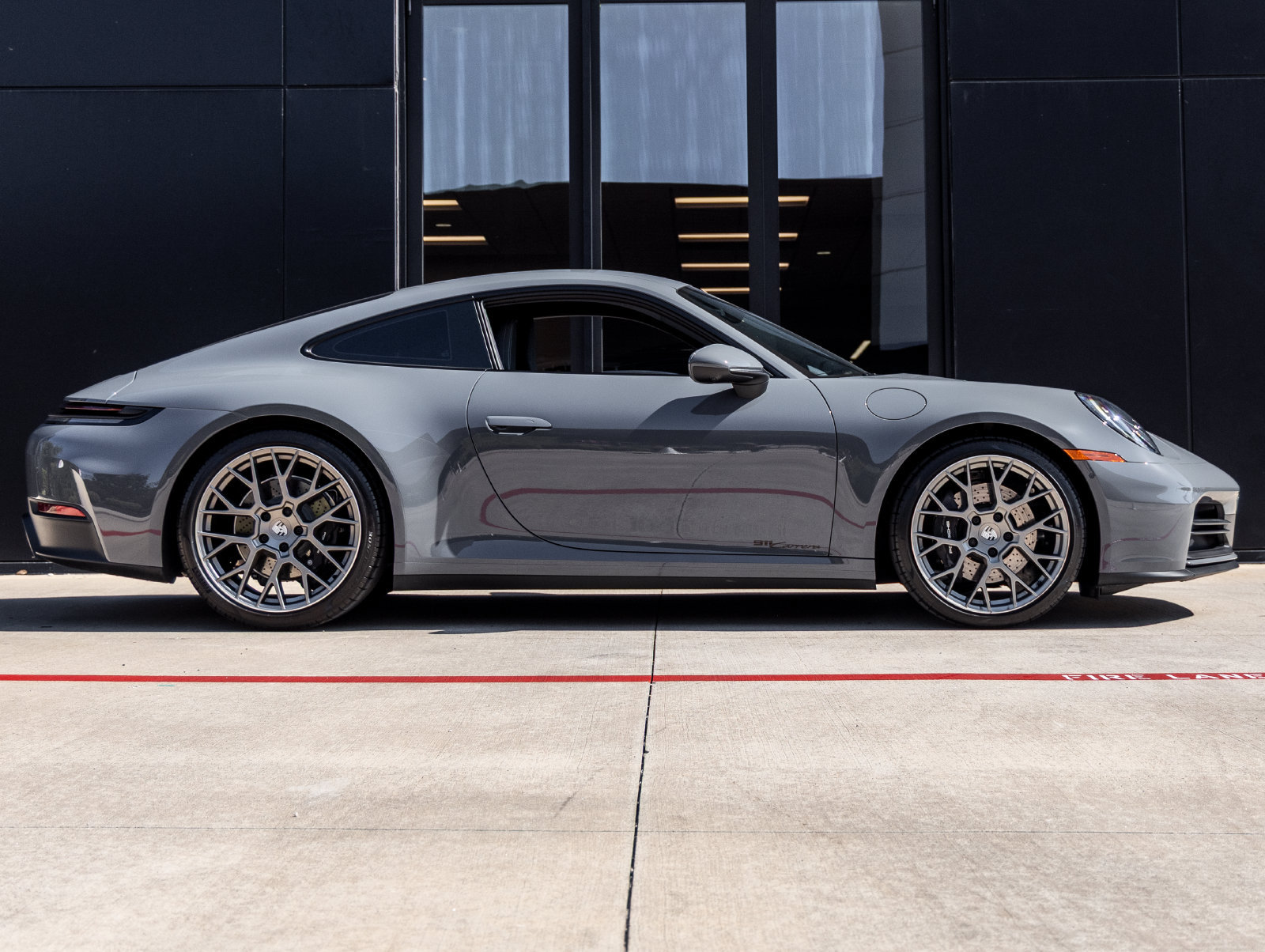 Certified 2025 Porsche 911 Carrera RWD image 12