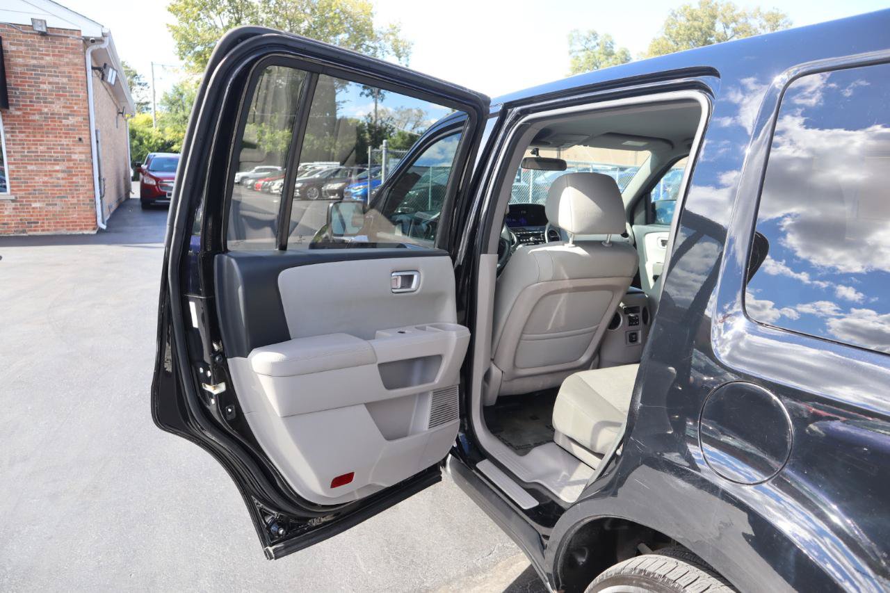 Used 2015 Honda Pilot LX image 17