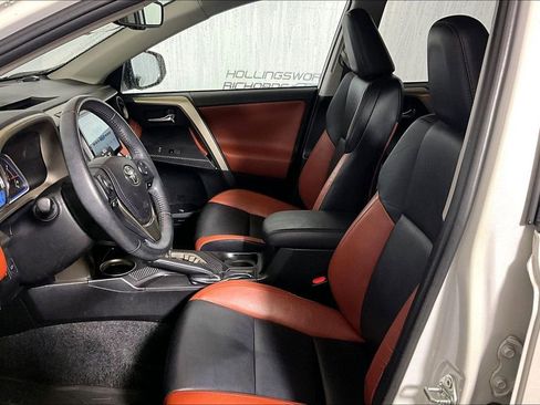 Used 2014 Toyota RAV4 Limited w/ Technology Package image 20