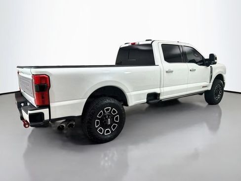 Used 2024 Ford F350 Platinum AWD/4WD image 7