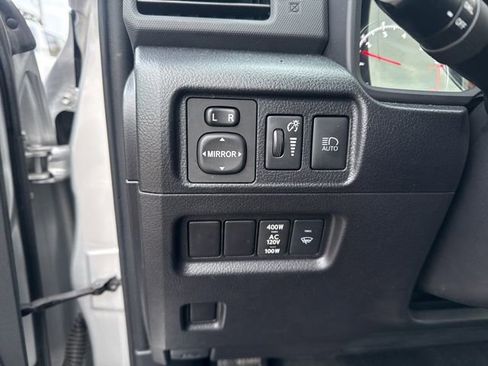 Used 2024 Toyota 4Runner TRD Off-Road Premium image 25