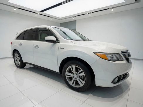 Used 2014 Acura RDX AWD w/ Technology Package image 2